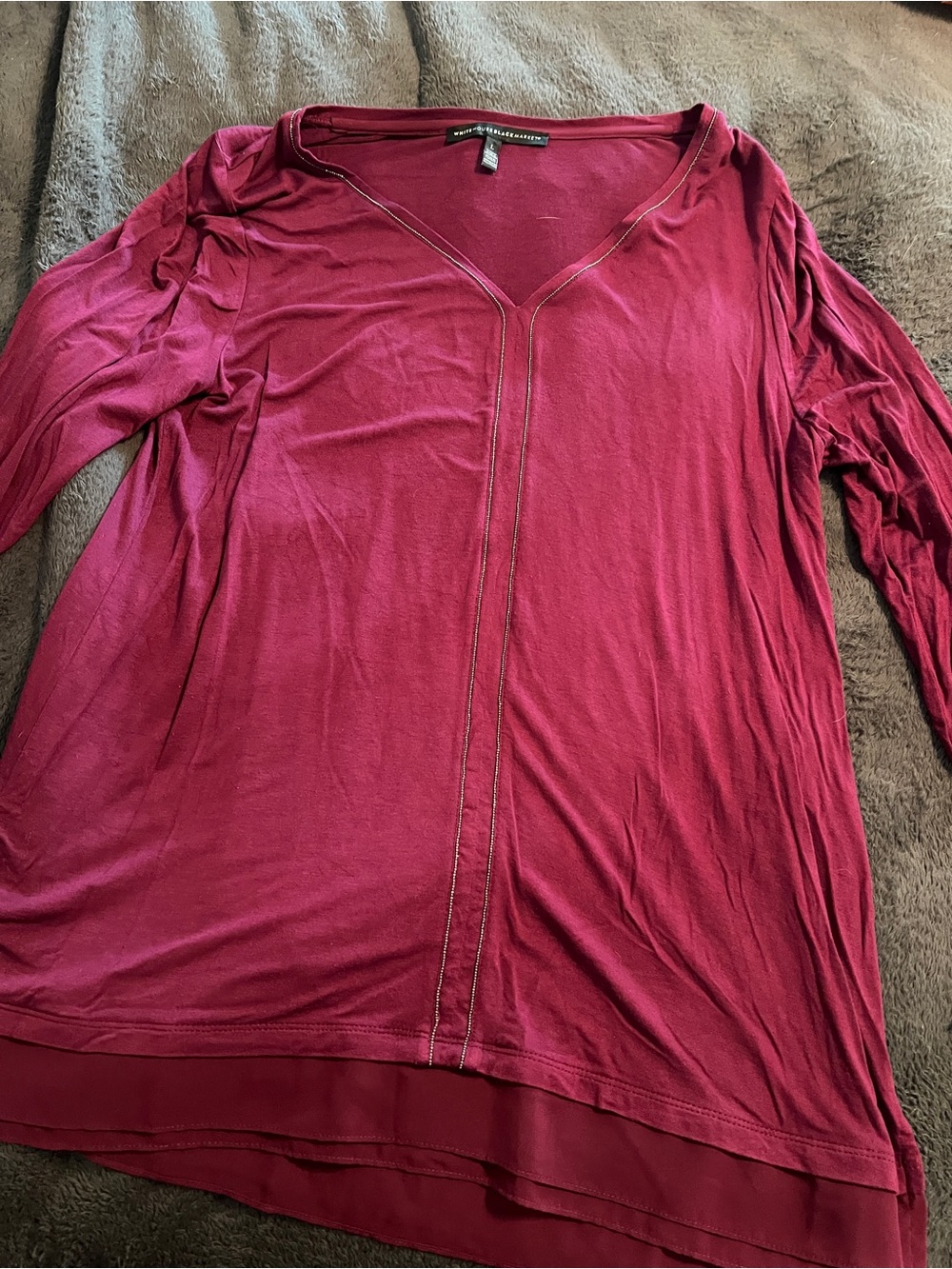 White House Black Market Long Sleeve V-Neck Tunic Top - Berry